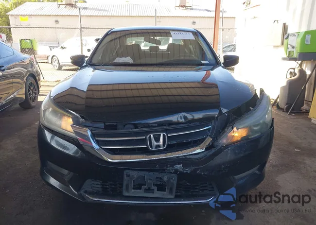 1HGCR2F56EA131955: 43344917