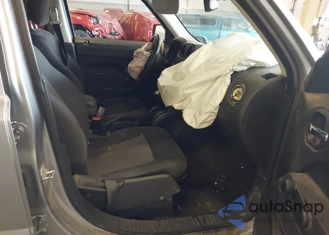 1C4NJPBAXGD765866: 43345009