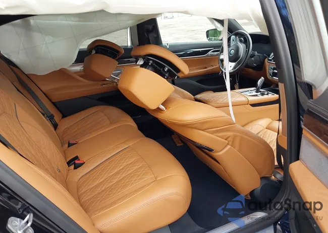 WBA7U2C02NCG91323: 43345090