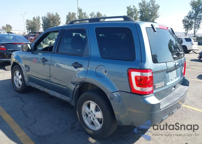 1FMCU0D73CKB18377: 43345175