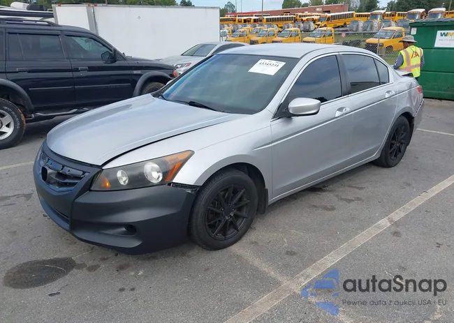 1HGCP2F37BA066808: 43345231