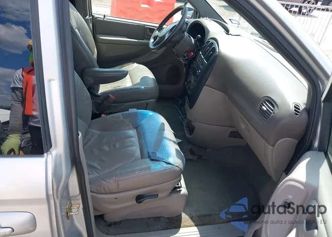 2B8GP74L52R689996: 43344475