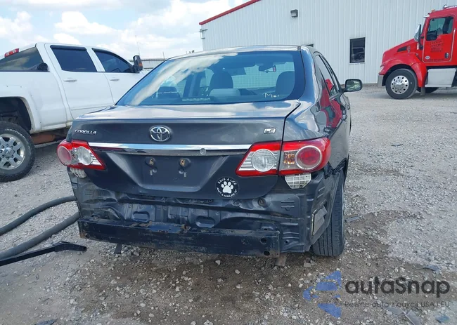 2T1BU4EE4BC737686: 43344598