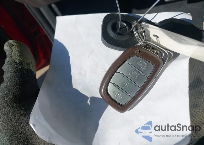 KMHD84LF2KU854447: 43345731