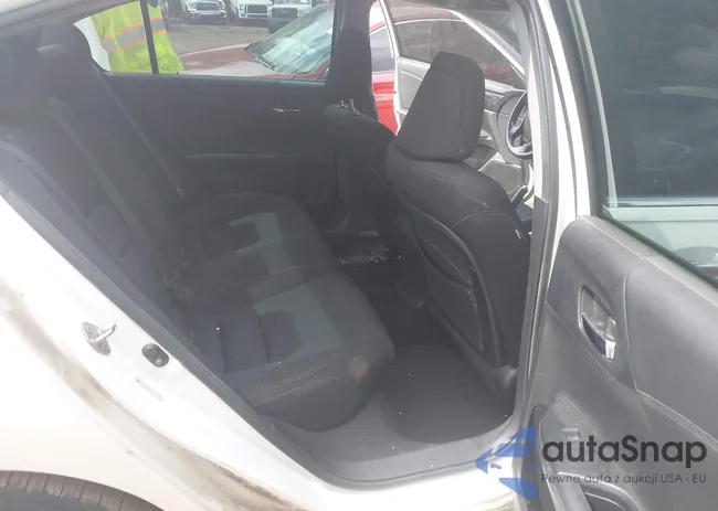 1HGCR2F57EA047272: 43345793