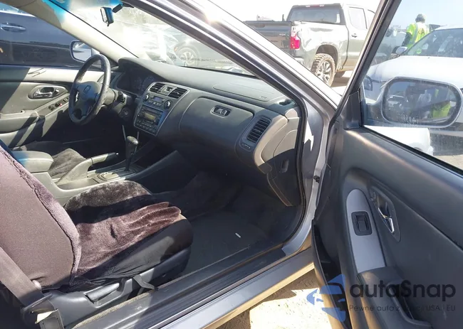 1HGCG22562A038957: 43345840