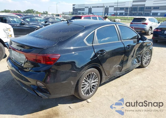 3KPF54AD9RE796112: 43345965