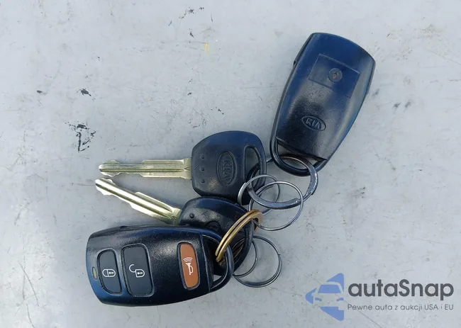 KNDMG4C79B6411426: 43346020