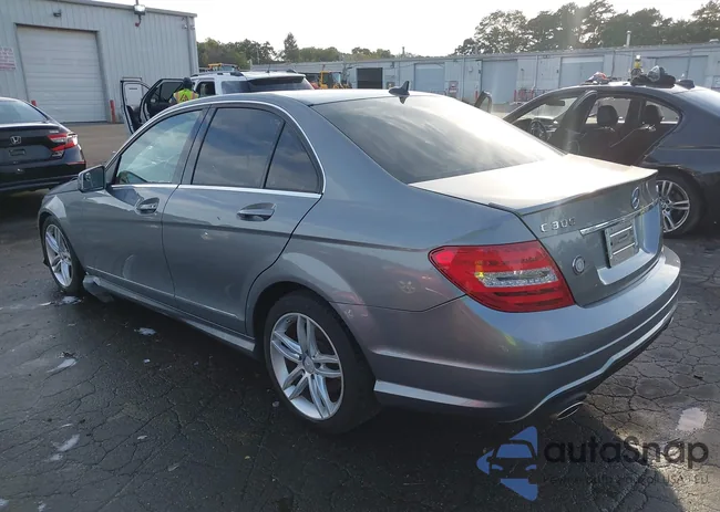 WDDGF8AB5DR280310: 43346282