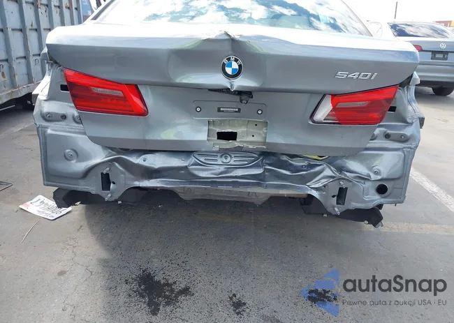 WBAJE5C56KWW40513: 43345295