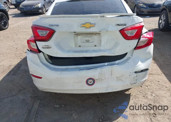 1G1BF5SM6J7196810: 43345327