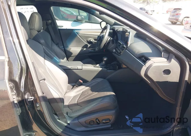 58AGA1C1XNU021755: 43345369