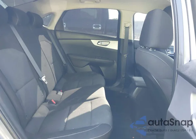 3KPF24AD5RE714577: 43345453