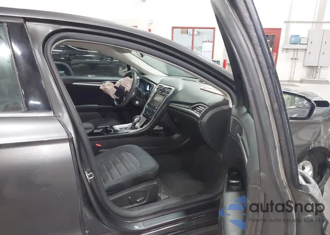 3FA6P0H72GR224779: 43345569