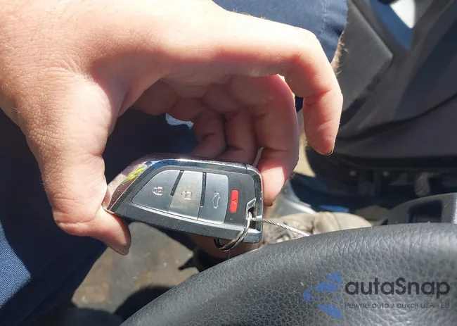 1N4AL3AP5GN369240: 43345609