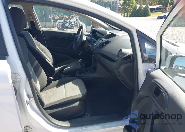 3FADP4AJ2JM113691: 43345672