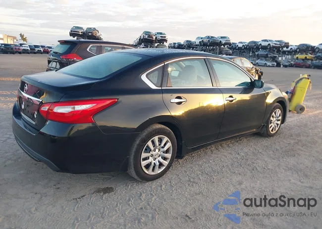 1N4AL3AP2HC198458: 43346892