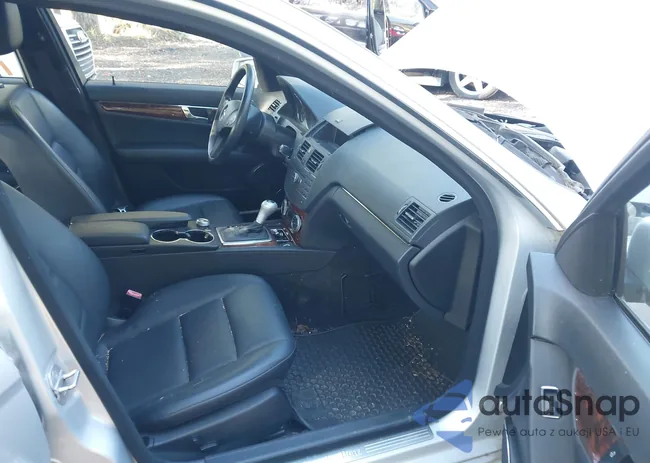 WDDGF8BB7AR122996: 43346972