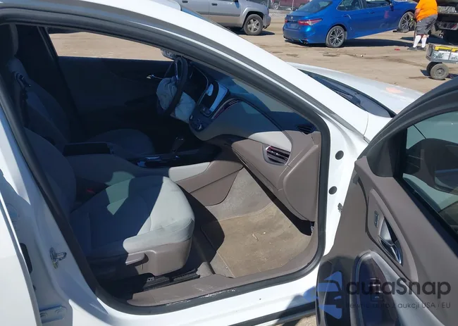 1G1ZB5ST0KF124137: 43347045