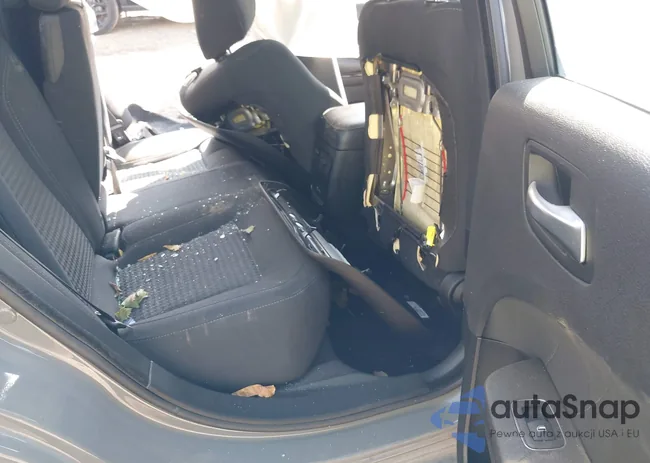 2C3CDXJG0KH671225: 43346370