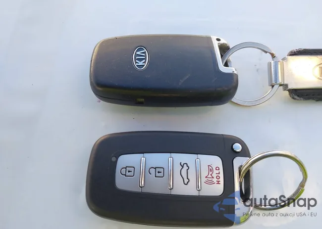 KNAGN4A77B5173942: 43346449