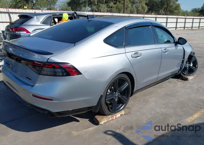 1HGCY2F78PA062838: 43346470