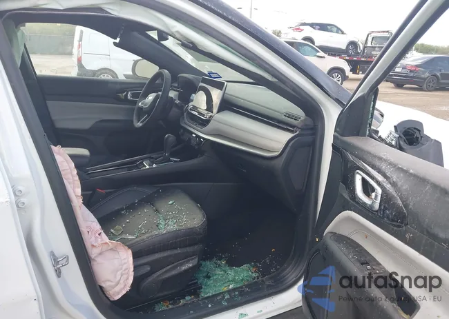 3C4NJDCN4ST614525: 43346540