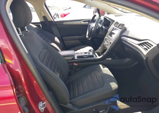 3FA6P0LU8KR207801: 43346574