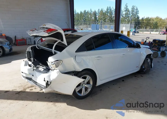 1G1PE5SB2F7117275: 43347791