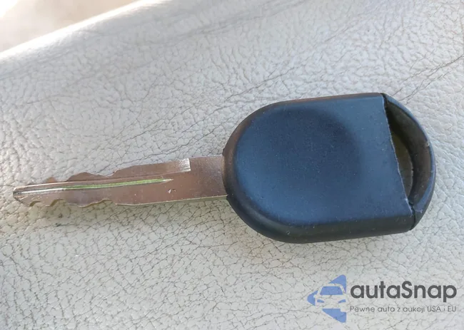 1FMEU6EE8AUA70093: 43347824