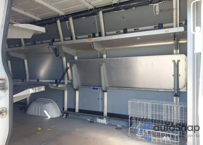 WD3PE8DB8FP124943: 43347902