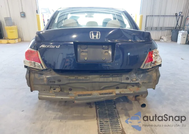 1HGCP2F3XAA138681: 43347969