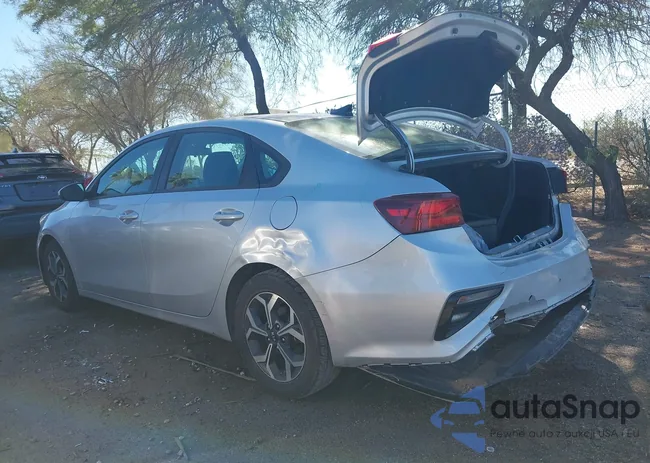 3KPF24AD9LE200559: 43348016