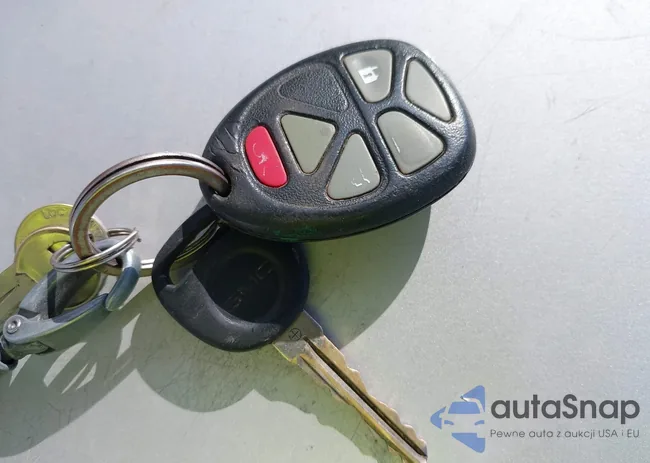 1GKFK13077R233941: 43348070