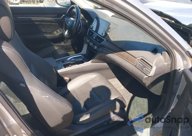 1HGCV3F54NA028003: 43348108