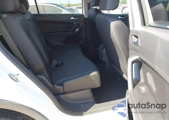 3VV3B7AX1LM083467: 43348115