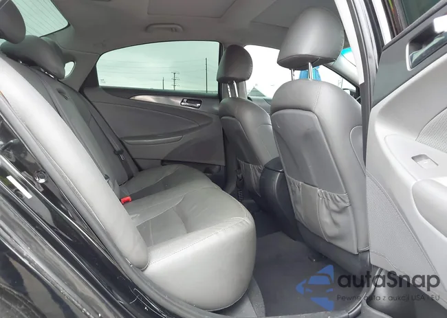 KMHEC4A4XFA131067: 43348137