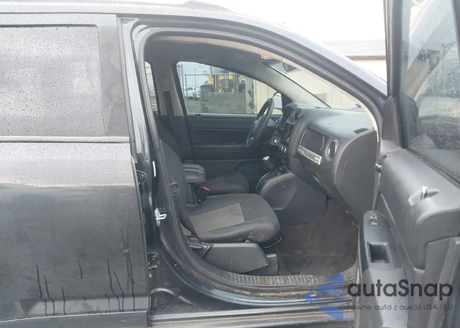 1C4NJDBB7ED773976: 43348139