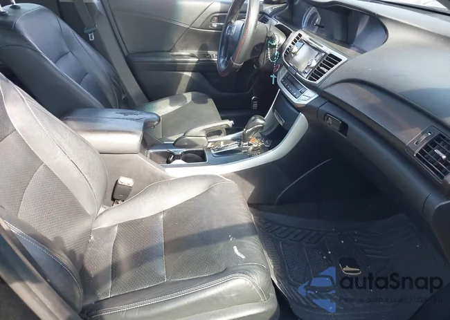 1HGCR2F82DA109007: 43348162