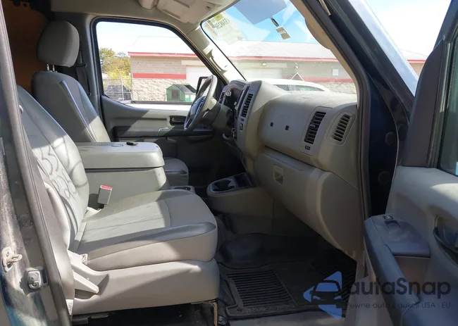 1N6BF0LY3LN802877: 43348250