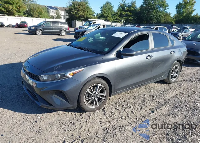 3KPF24AD0PE515885: 43347591