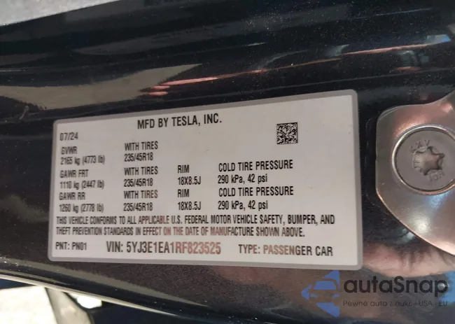 5YJ3E1EA1RF823525: 43348686