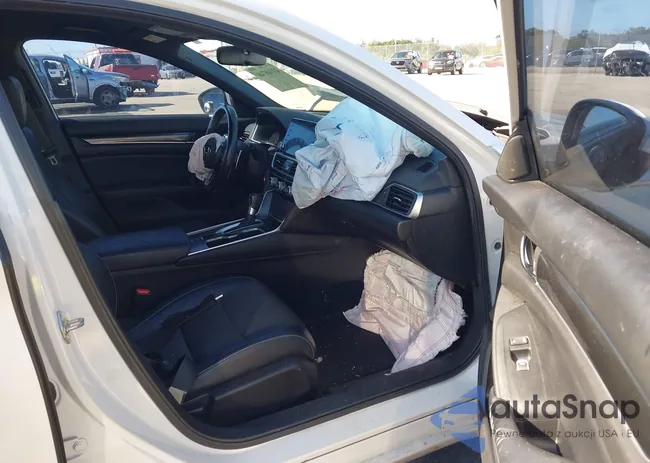 1HGCV1F32JA063054: 43348748