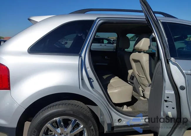 2FMDK3JC5DBE38213: 43348827