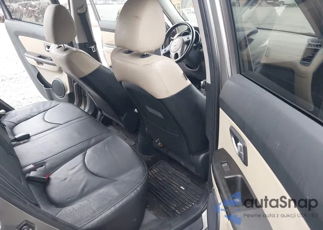 KNDJT2A64D7609566: 43349073