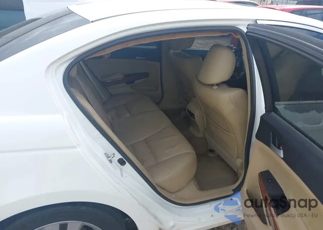 1HGCP2F89BA030274: 43349096