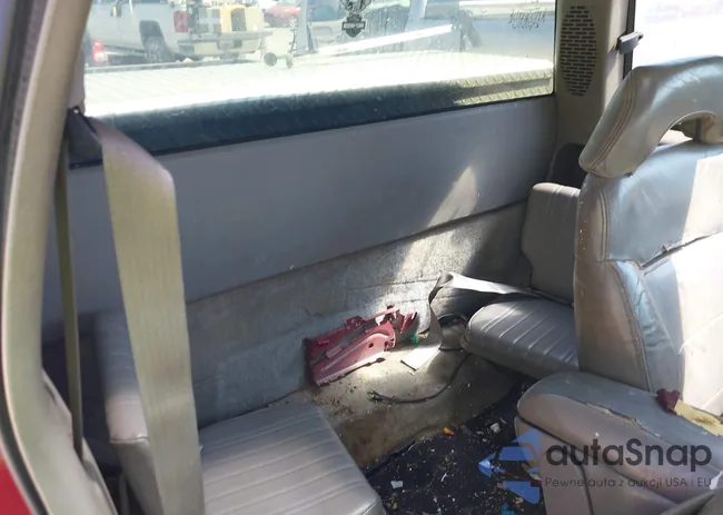 1GCCS19XXTK195529: 43349115