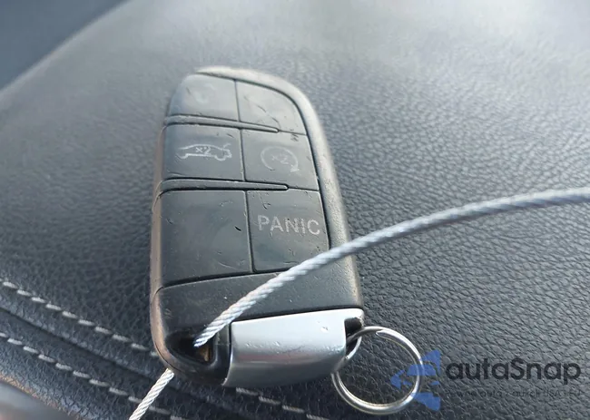 2C3CCABT8EH100940: 43349117