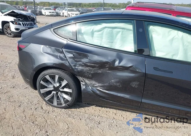 5YJ3E1EB0SF051453: 43349193