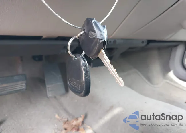 2G1WH52K239416438: 43348327